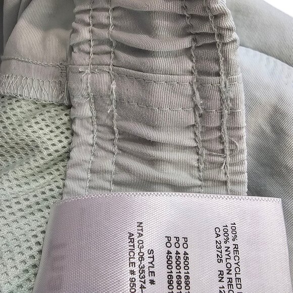 Aritzia TNA Big Easy Short, Pull On, Elastic Waist, Nylon, Green, Size Small - Picture 7 of 9
